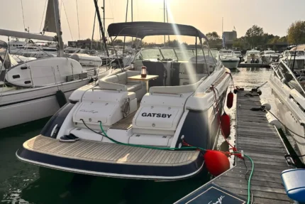 CHRIS-CRAFT CORSAIR 36