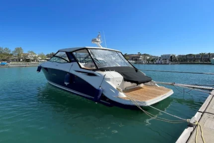SEA RAY 320 SUNDANCER
