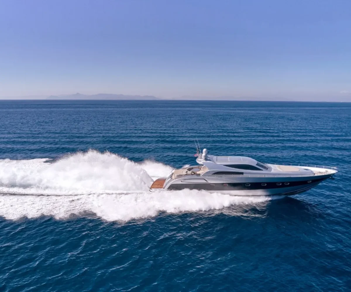 ALFAMARINE 78 EXTERIOR (1)