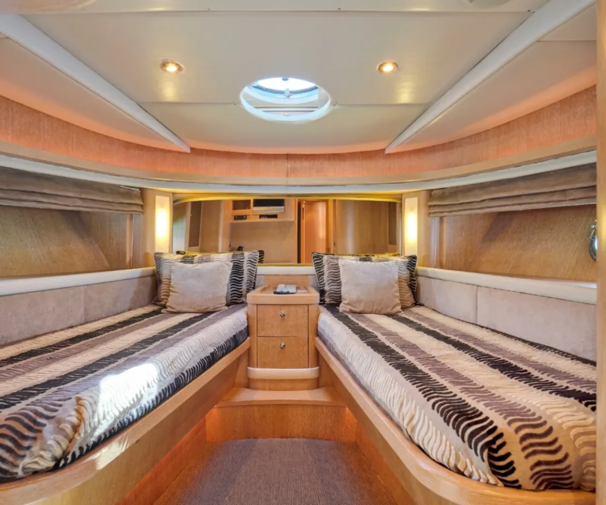 ALFAMARINE 78 INTERIOR (13)