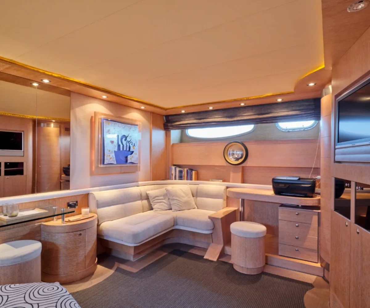 ALFAMARINE 78 INTERIOR (9)