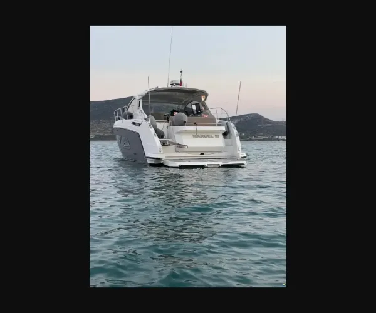 AZIMUT 43 EXTERIOR (12)