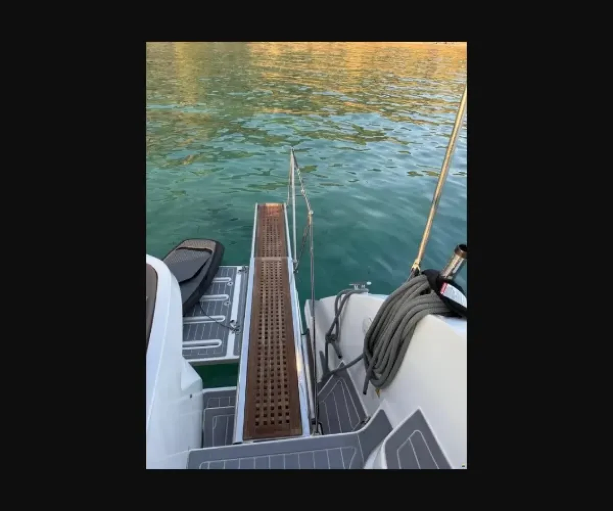 AZIMUT 43 EXTERIOR (15)