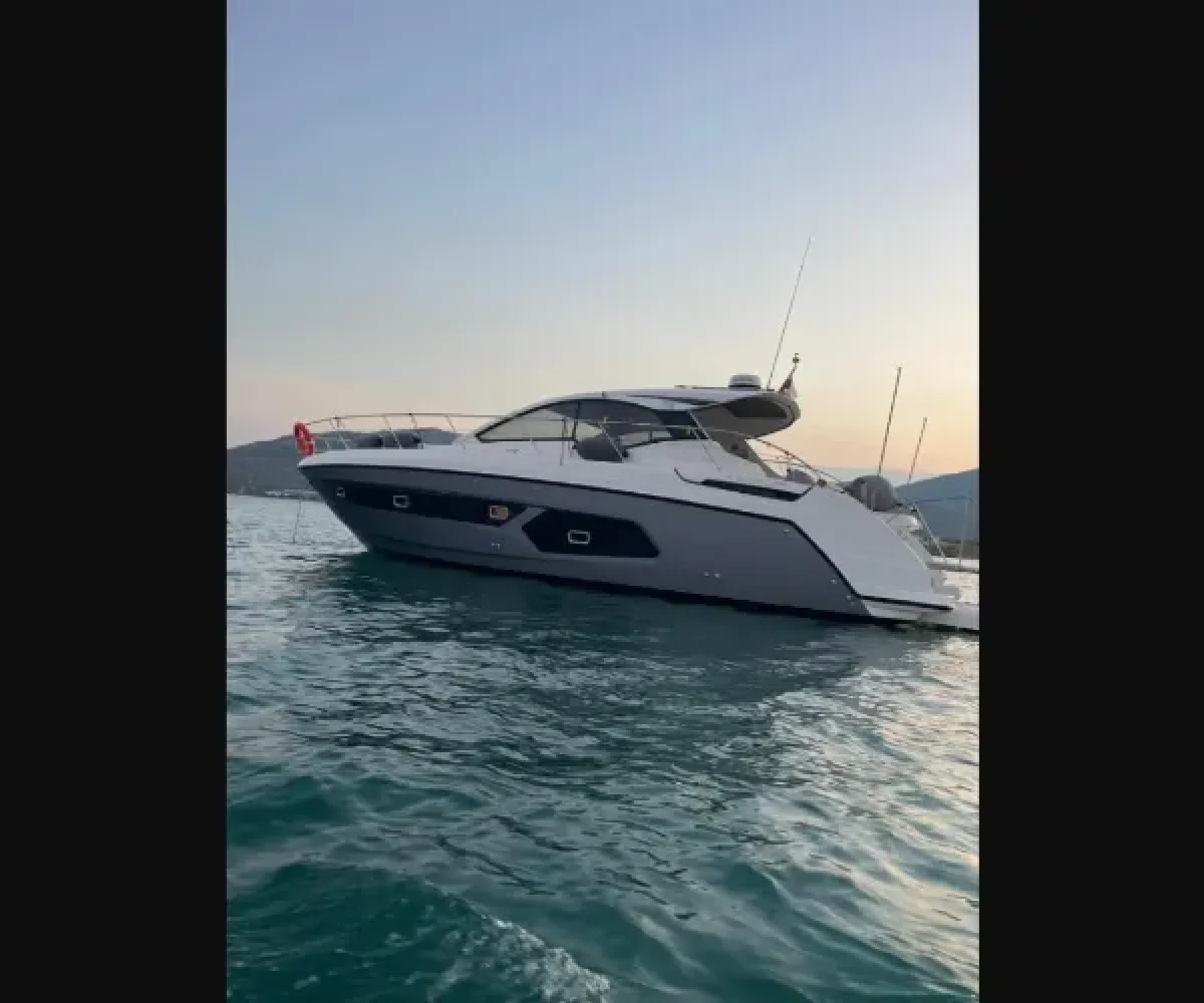 AZIMUT 43 EXTERIOR (2)