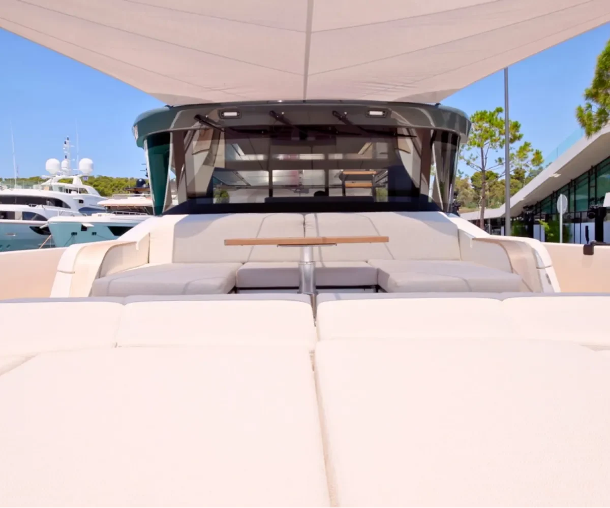 BG74#19 EXTERIOR (20)