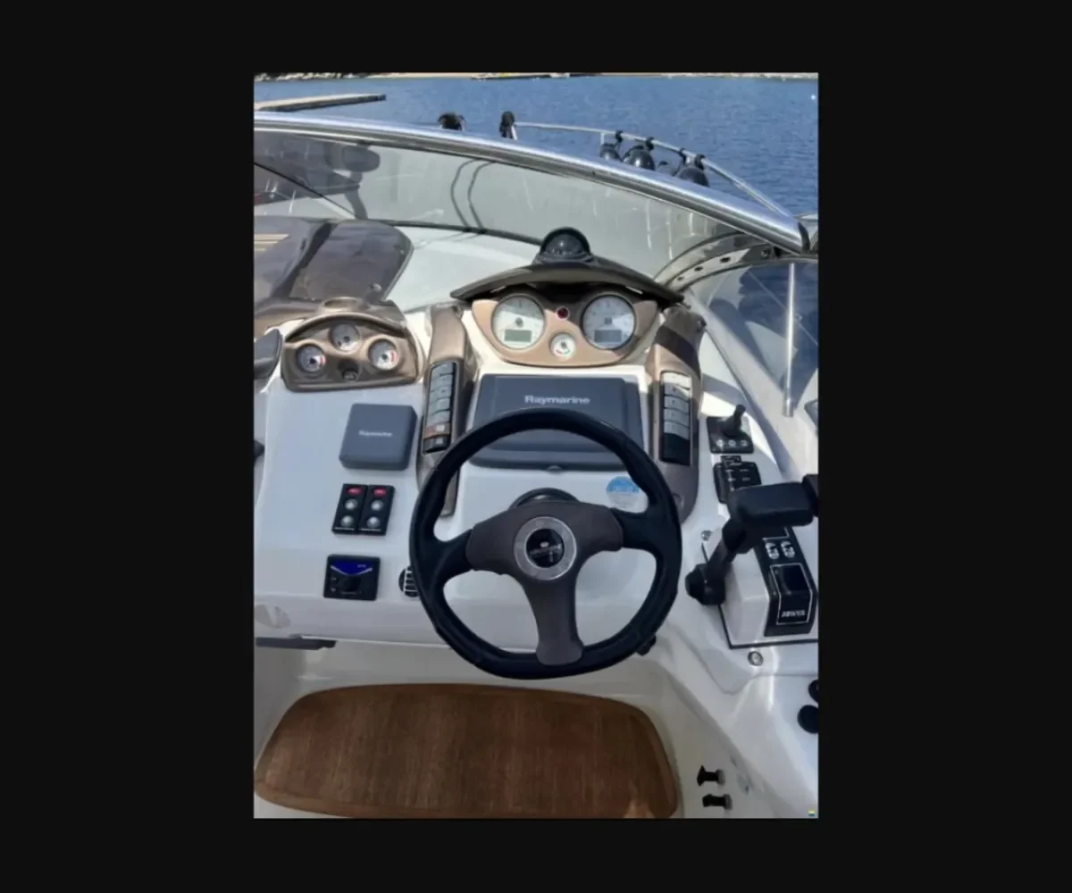 CRANCHI ENDURANCE 33 EXTERIOR (4)