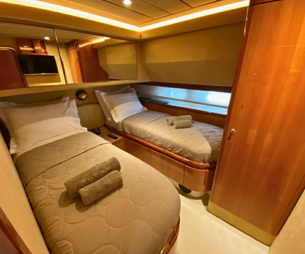 FERRETTI 68 MY OKIYO (12)