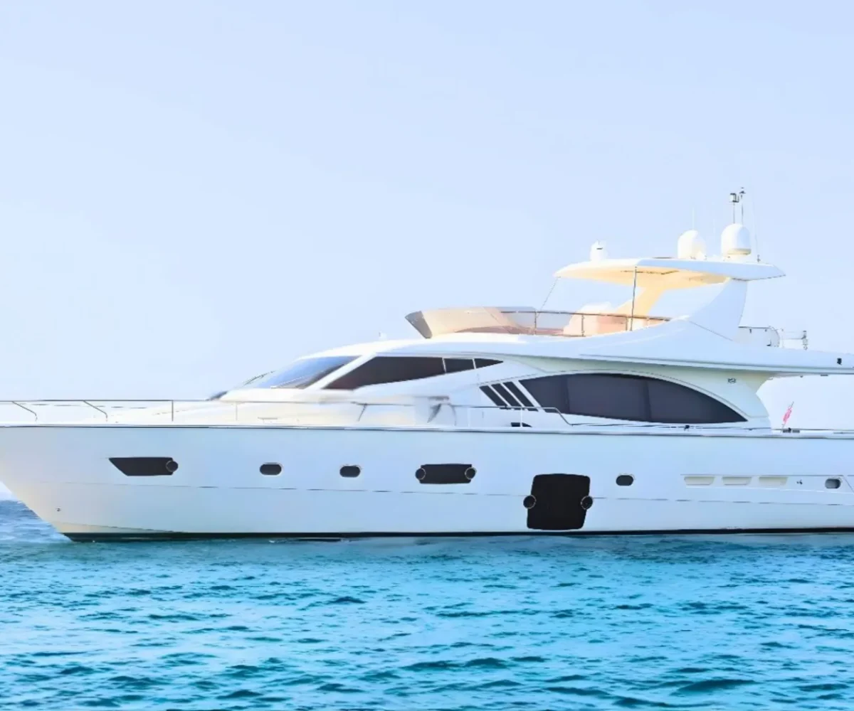 FERRETTI 750 EXTERIOR (17)