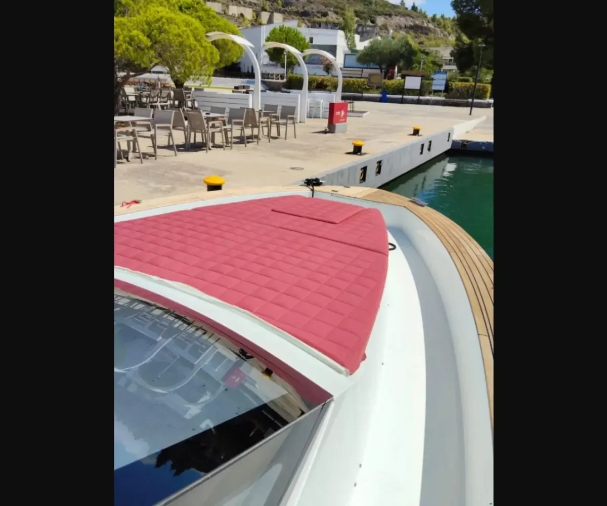 FIART 35 SEAWALKER EXTERIOR (8)