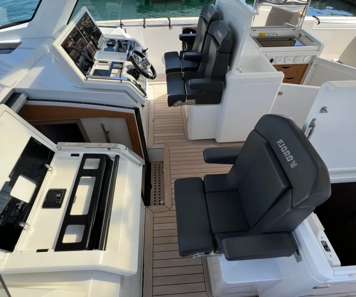 FJORD 53XL INTERIOR (1)