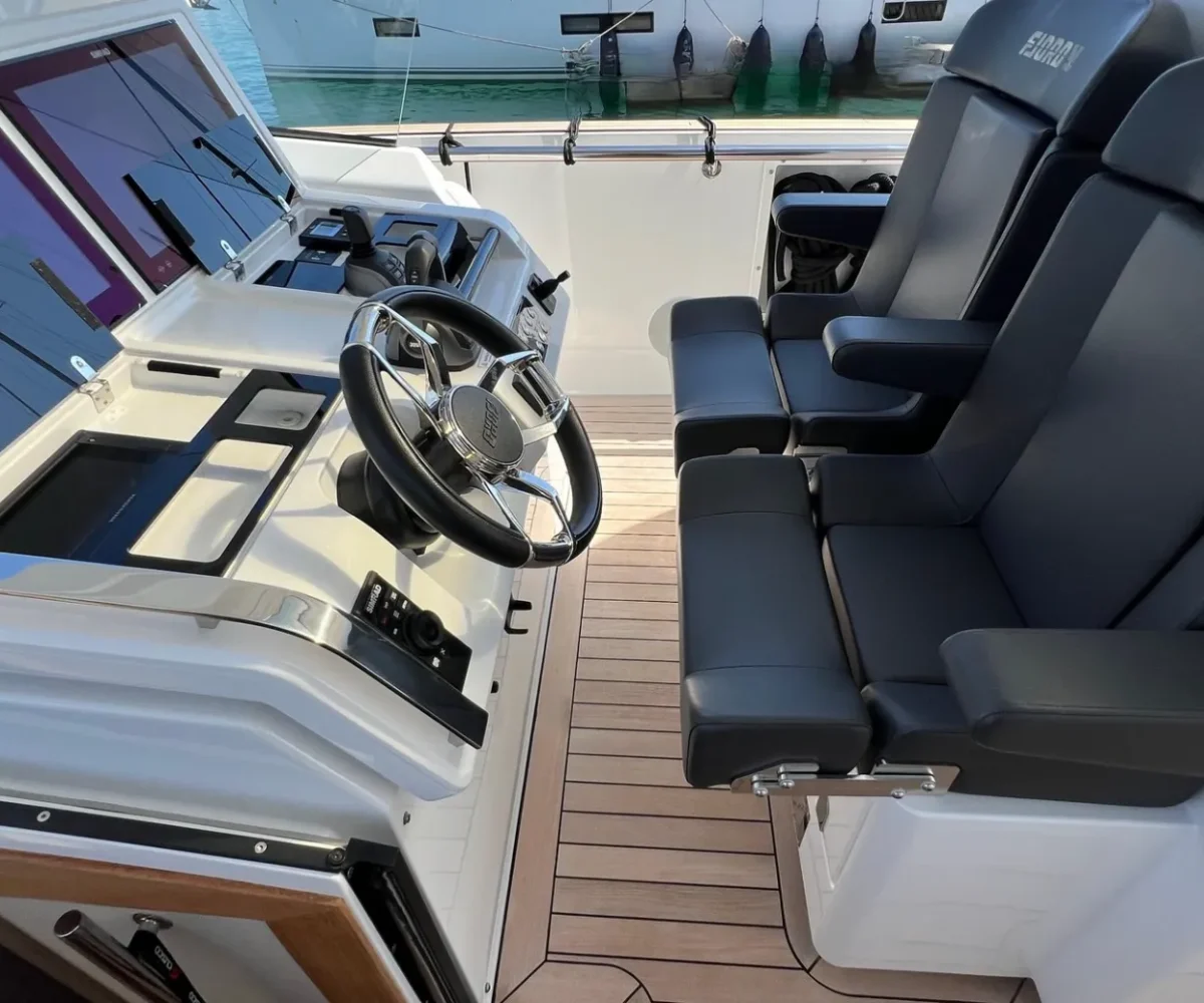 FJORD 53XL INTERIOR (2)