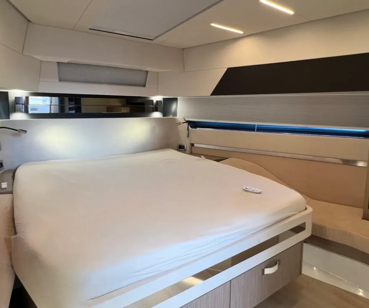 FJORD 53XL INTERIOR (6)