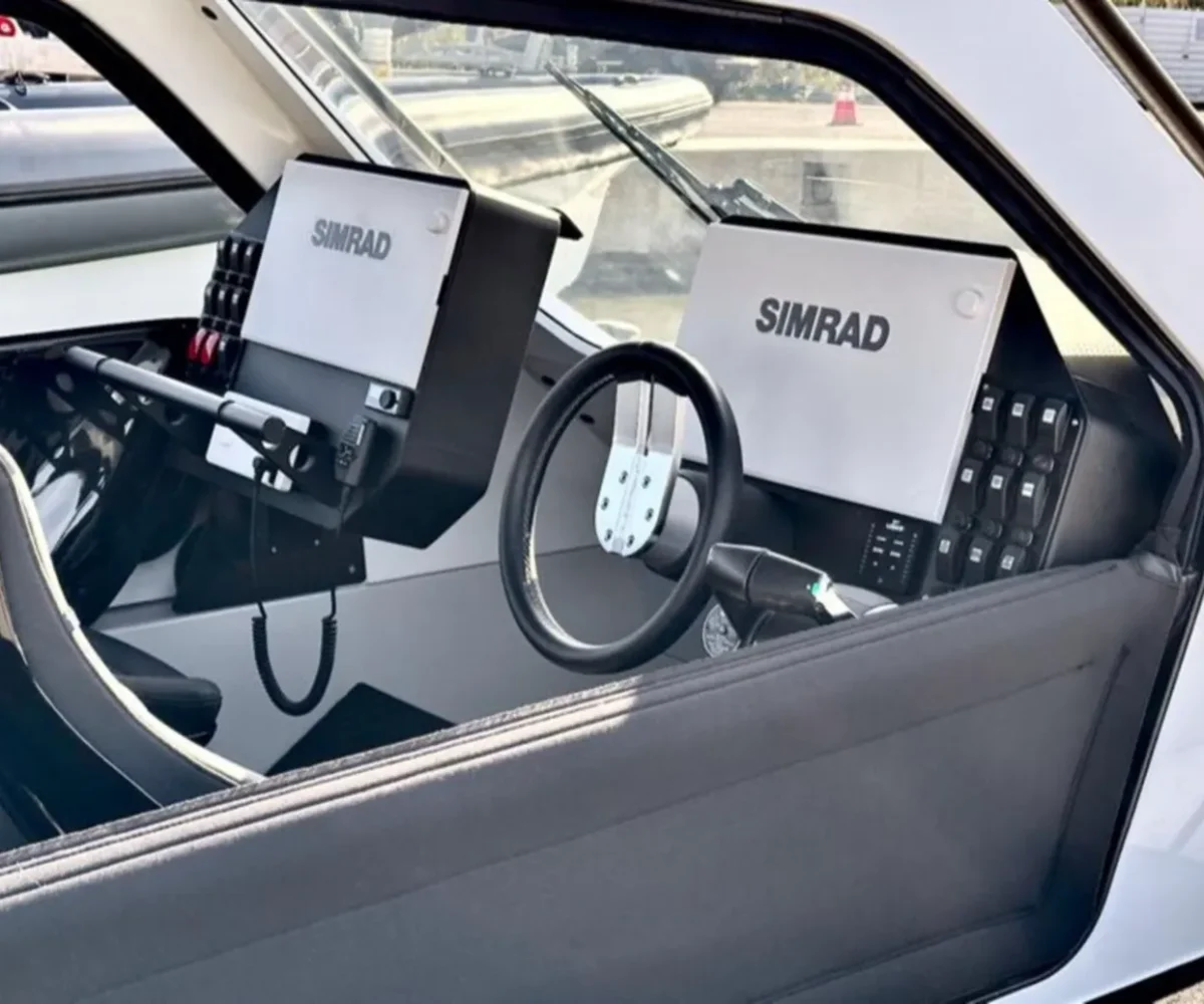 GOLDFISH X10 EXTERIOR (3)