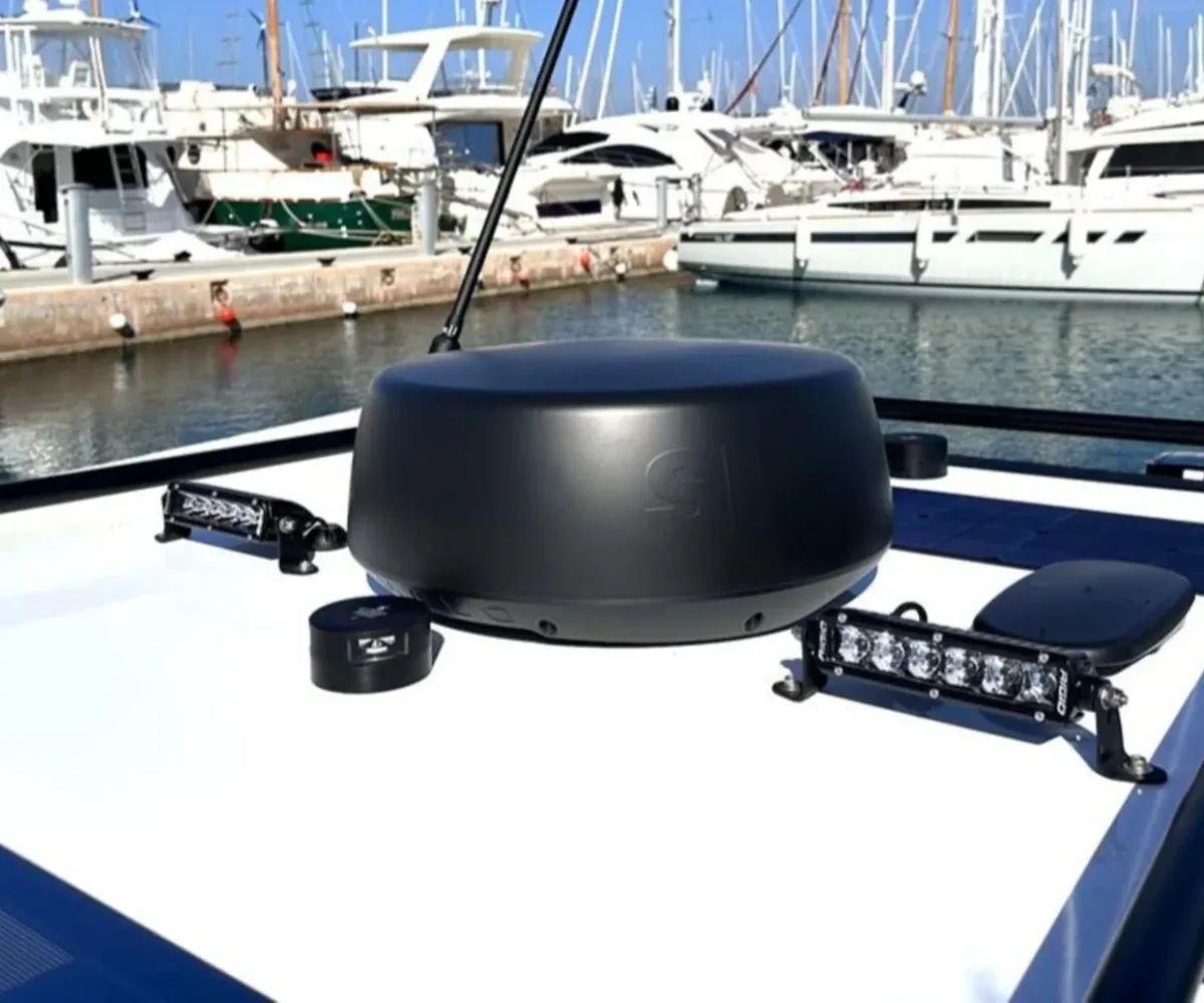 GOLDFISH X10 EXTERIOR (4)