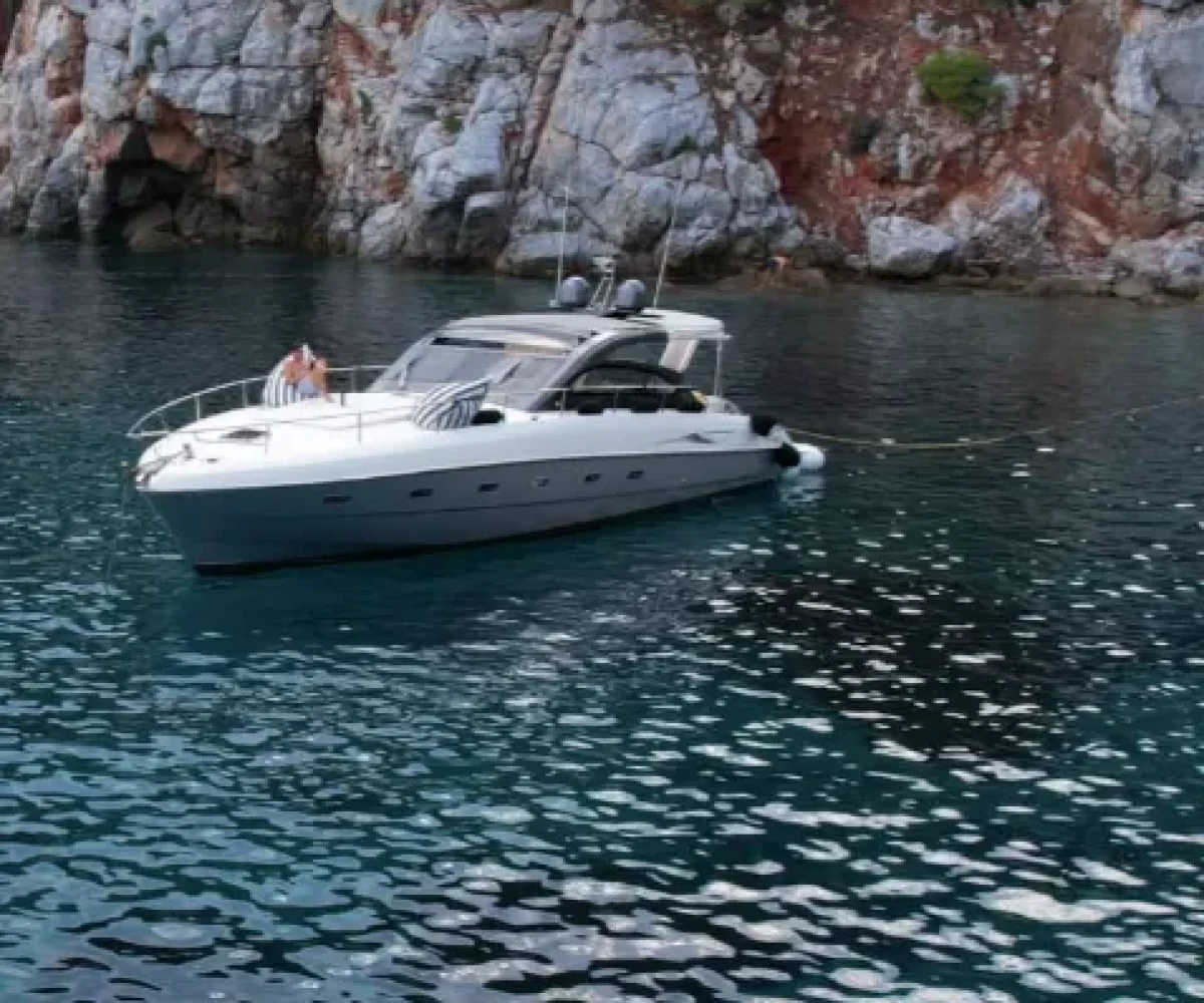 MARIZA OF LONDON EXTERIOR (9)