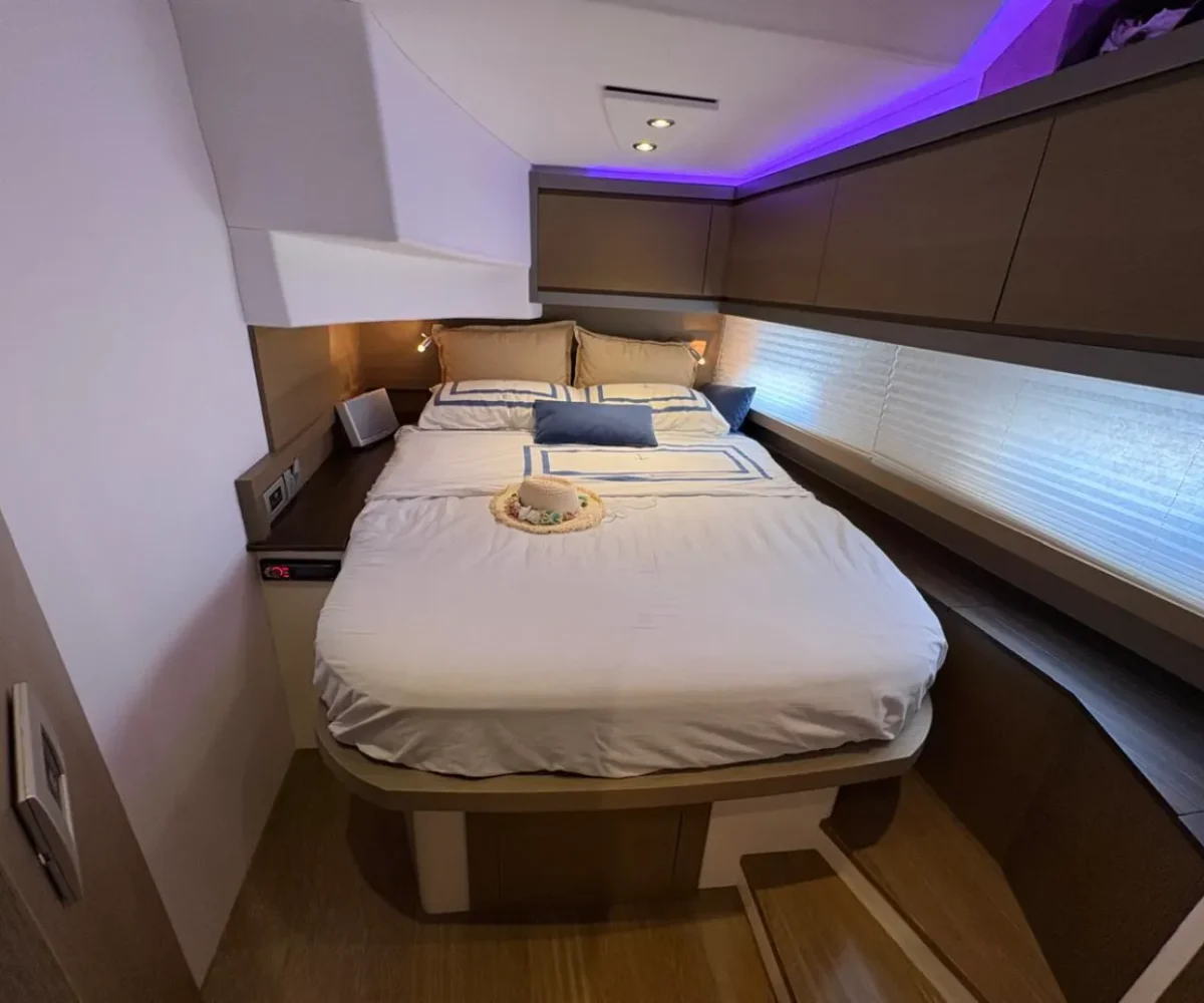 MARIZA OF LONDON INTERIOR (1)