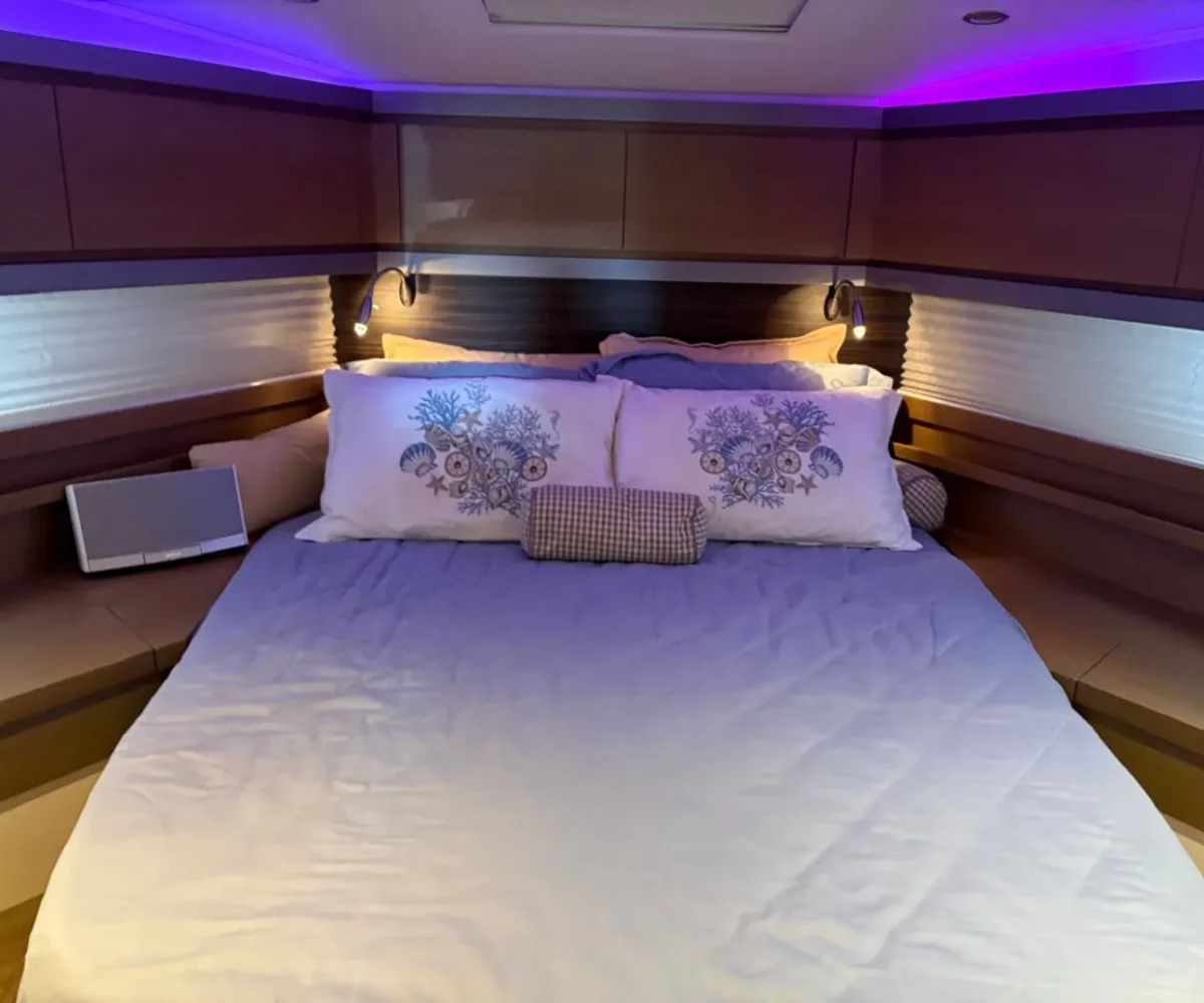 MARIZA OF LONDON INTERIOR (12)