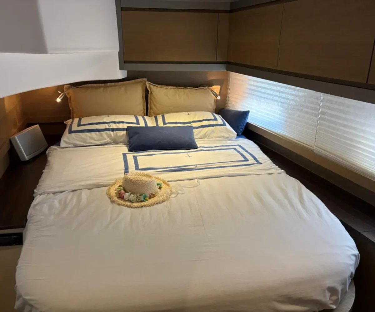 MARIZA OF LONDON INTERIOR (2)