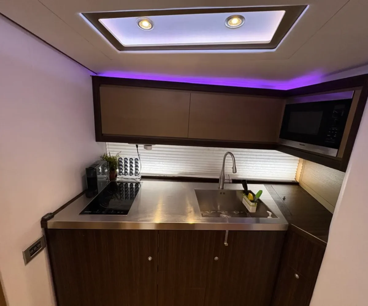 MARIZA OF LONDON INTERIOR (6)