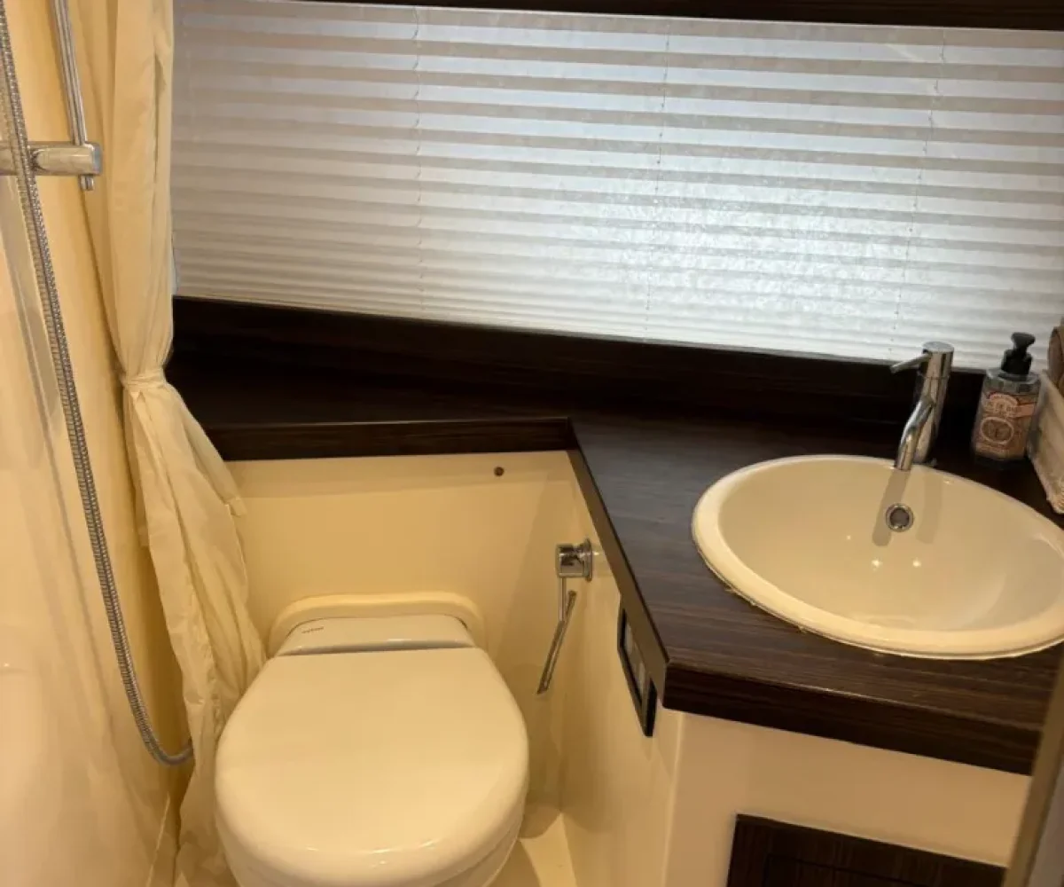 MARIZA OF LONDON INTERIOR (8)