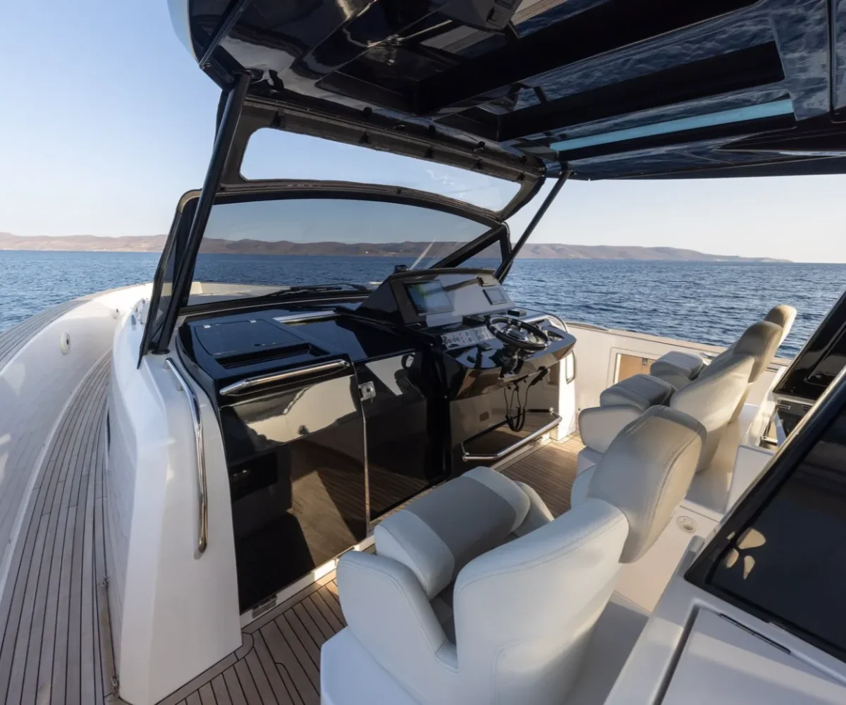 PARDO 50 MY IDA EXTERIOR (11)