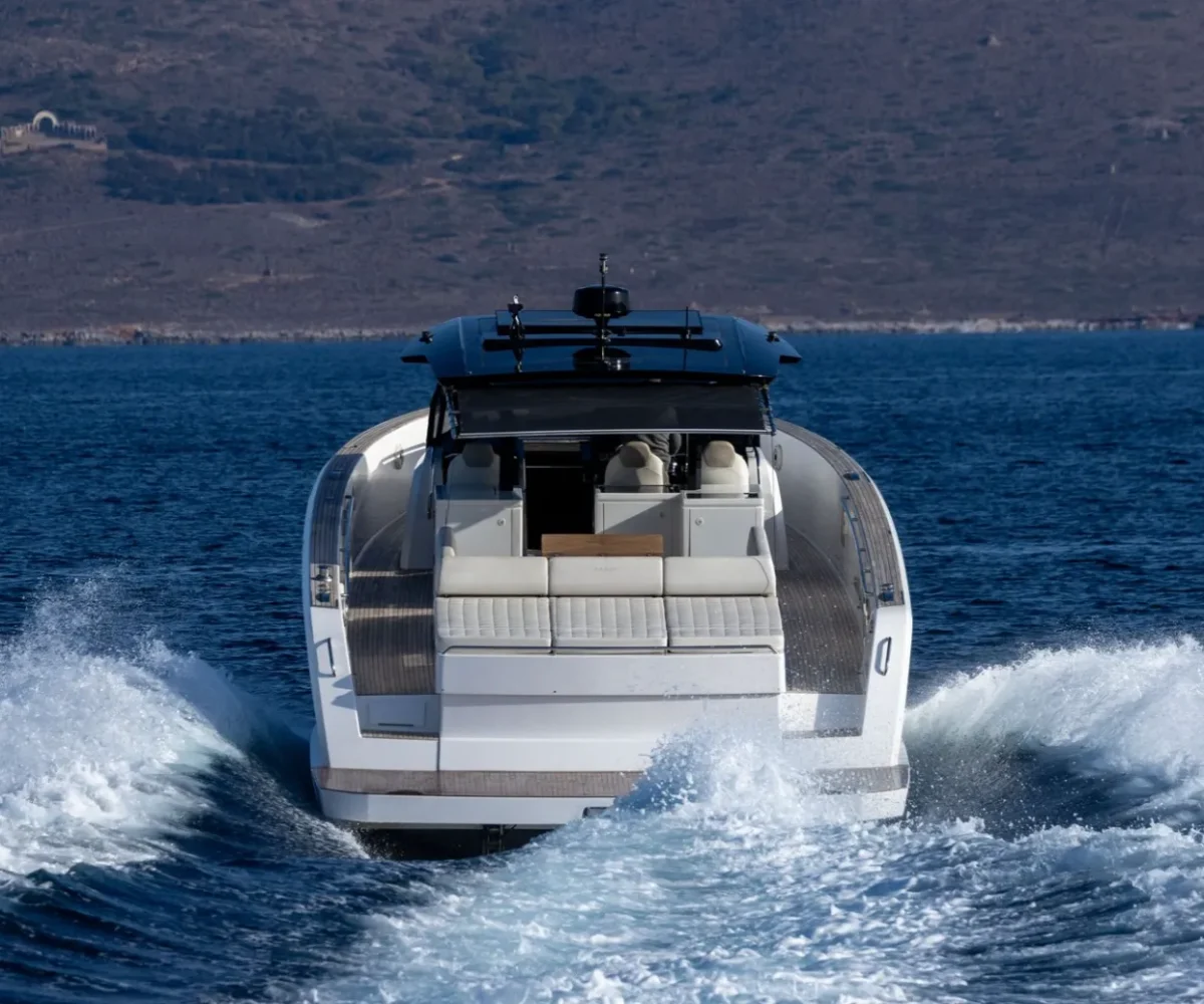 PARDO 50 MY IDA EXTERIOR (3)