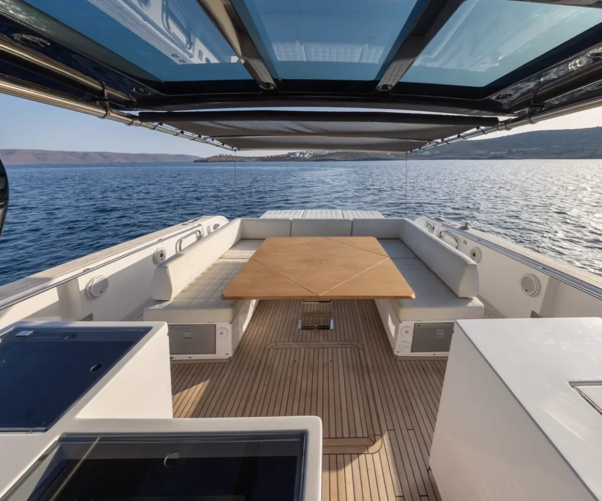 PARDO 50 MY IDA EXTERIOR (9)