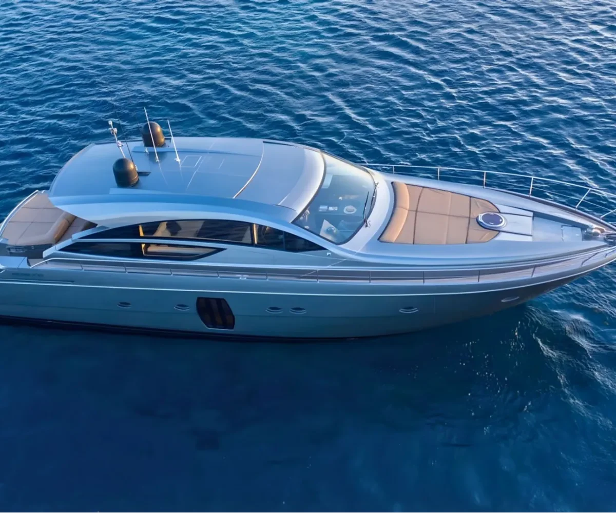 PERSHING 64#06 EXTERIOR (7)