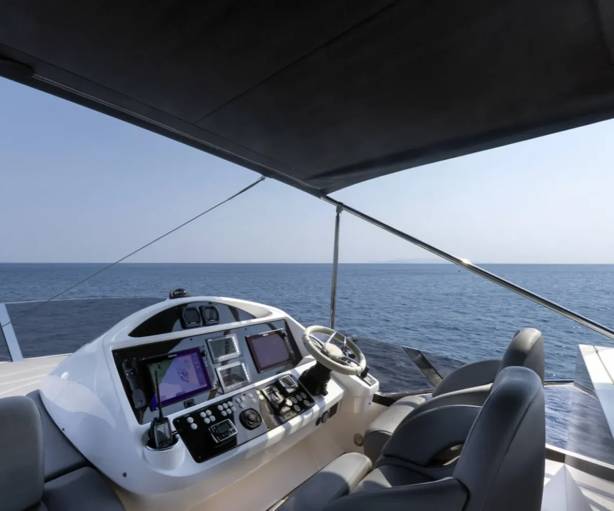 SUNSEEKER 65 EXTERIOR (2)