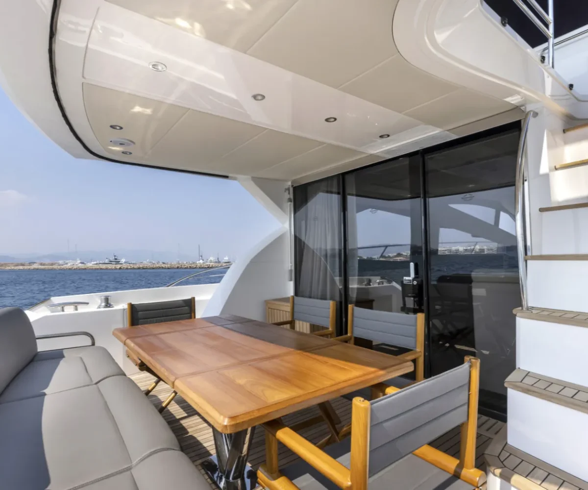 SUNSEEKER 65 EXTERIOR (3)