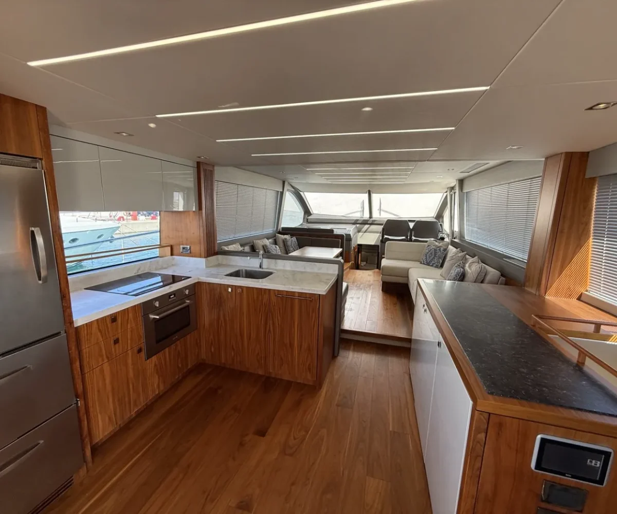 SUNSEEKER 66 INTERIOR (1)