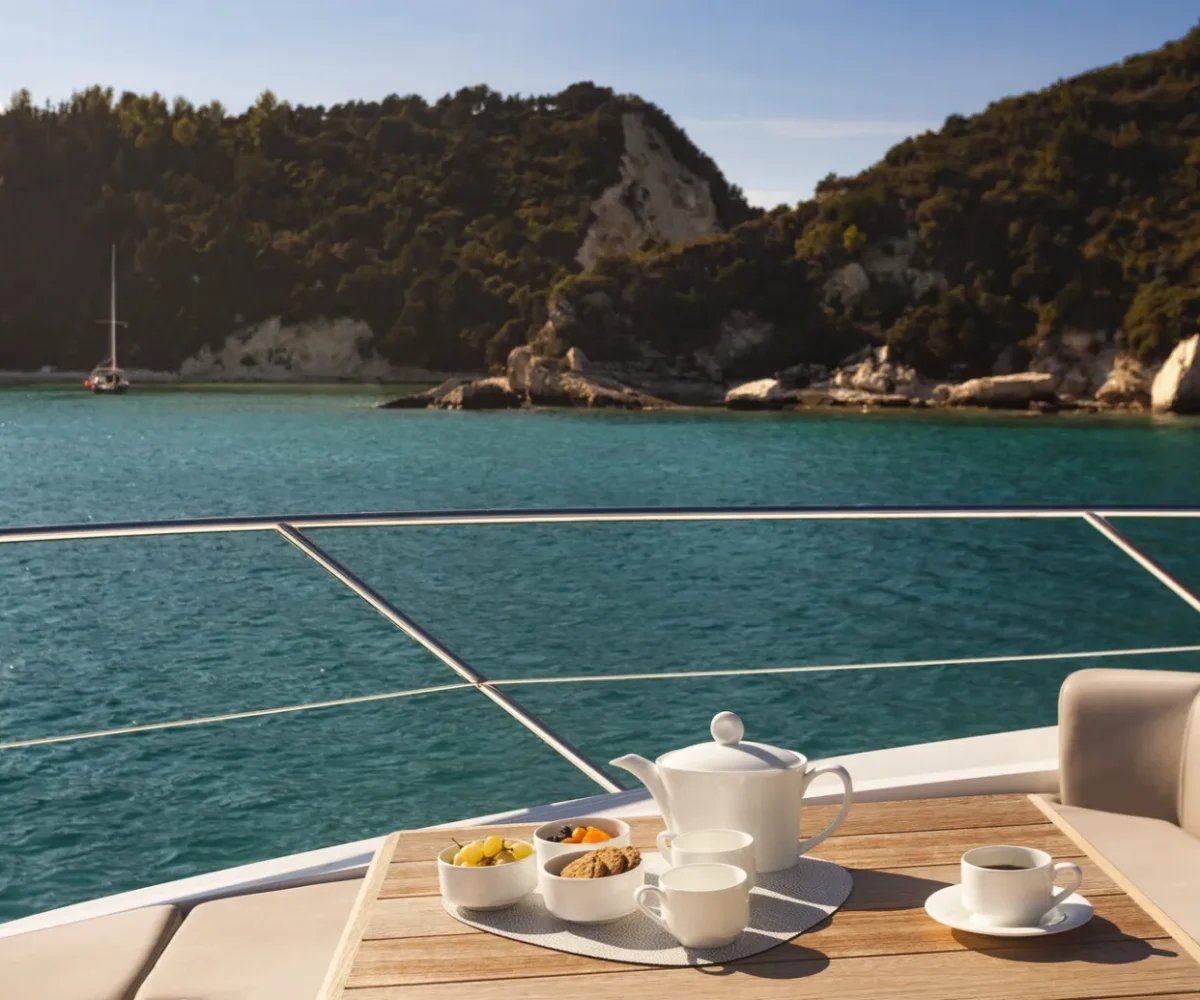 SUNSEEKER MANHATTAN 52 EXTERIOR (2)