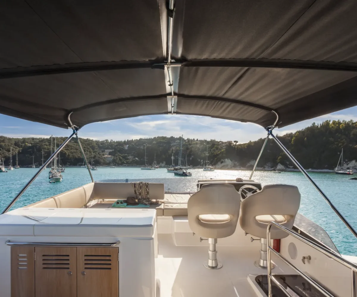 SUNSEEKER MANHATTAN 52 EXTERIOR (3)