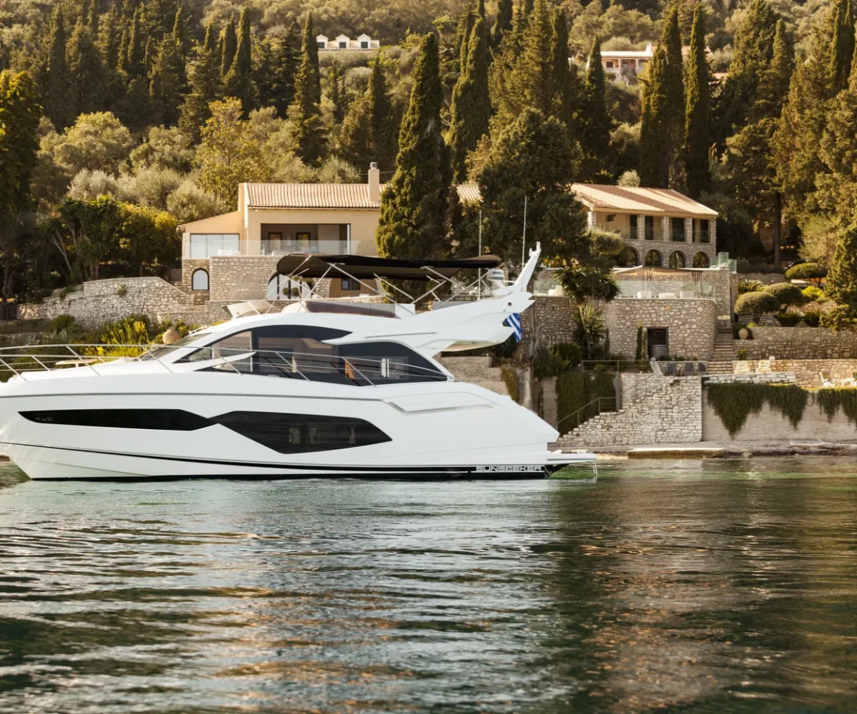 SUNSEEKER MANHATTAN 52 EXTERIOR (9)