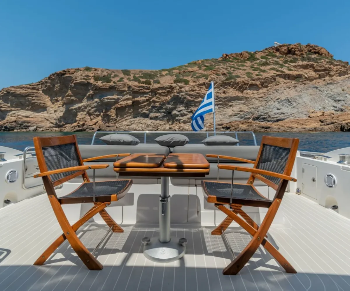 SUNSEEKER PREDATOR 52 EXTERIOR (11)