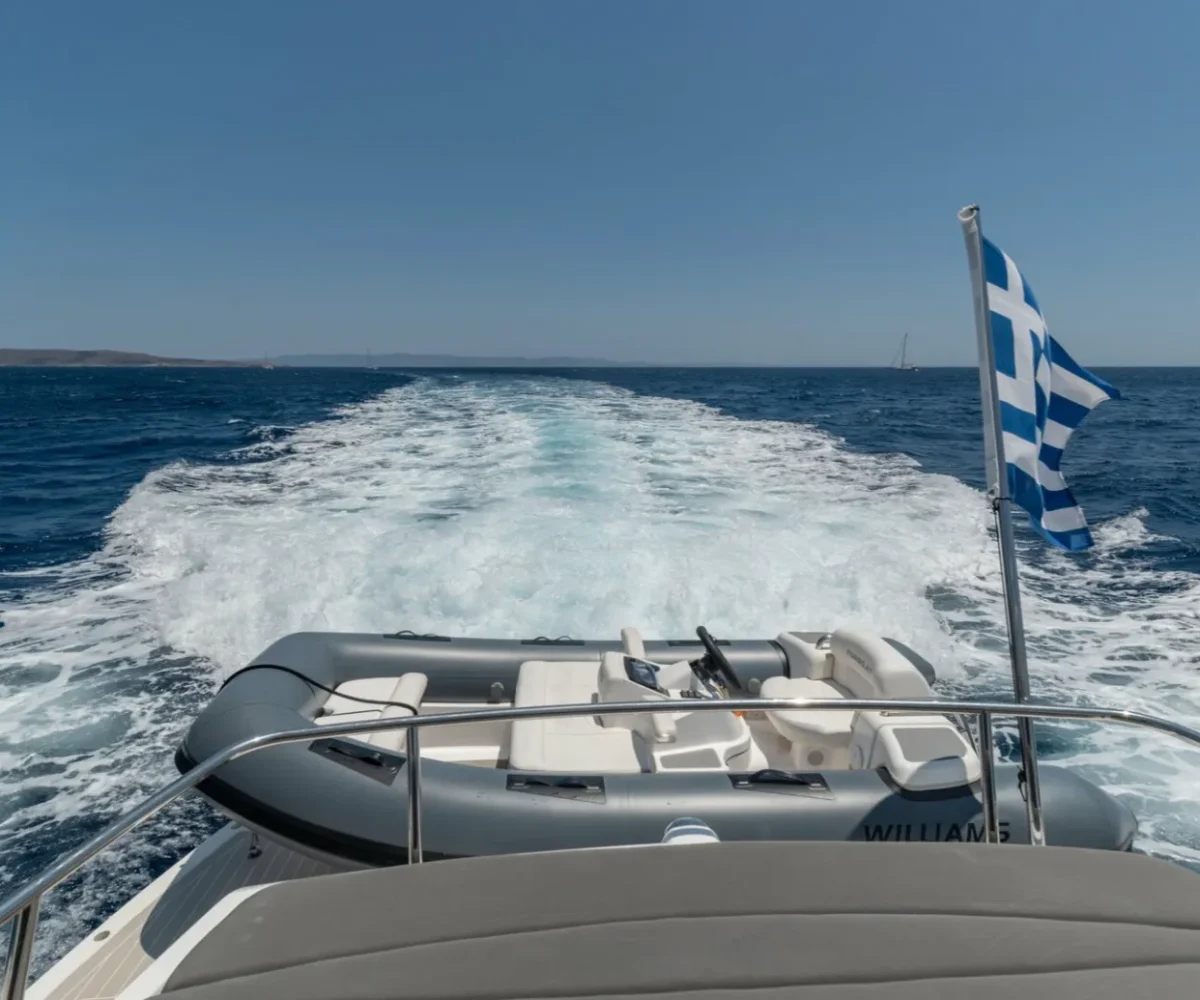 SUNSEEKER PREDATOR 52 EXTERIOR (6)