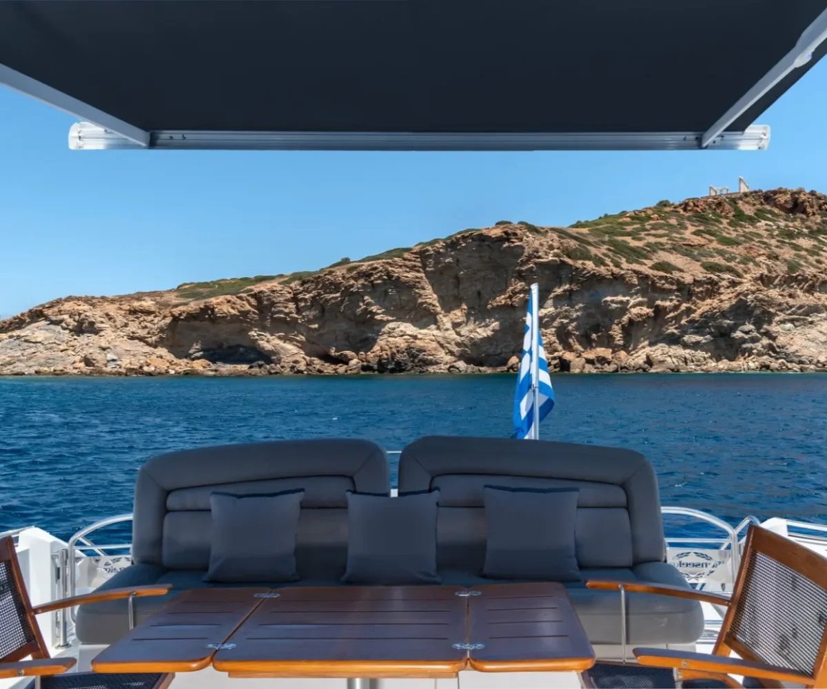 SUNSEEKER PREDATOR 52 EXTERIOR (7)