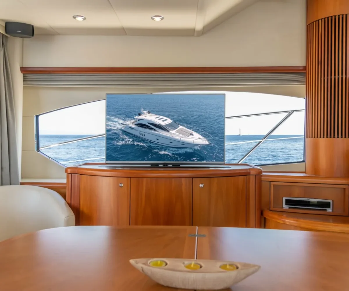 SUNSEEKER PREDATOR 52 INTERIOR (8)