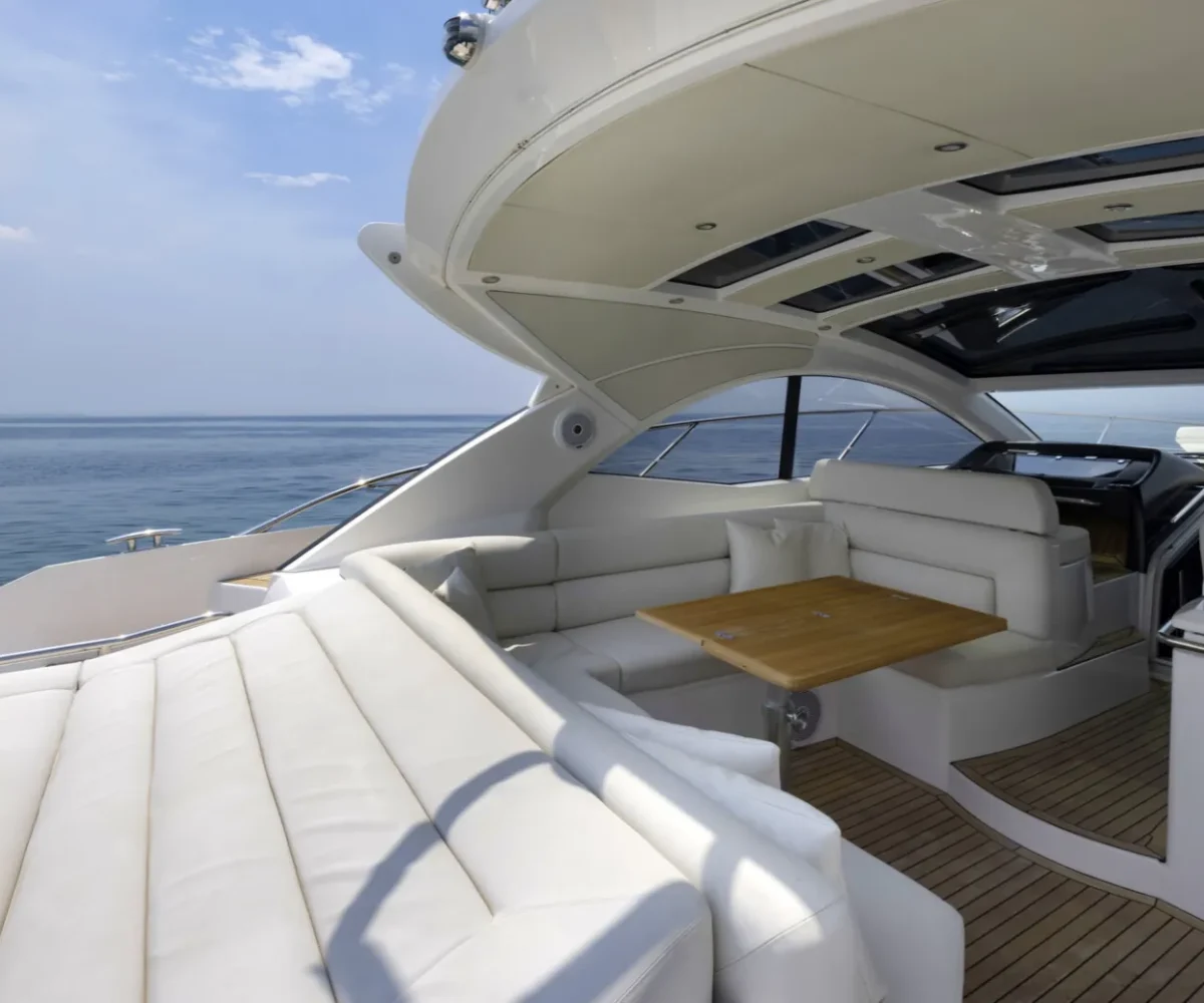 SUNSEEKER SAN REMO EXTERIOR (6)