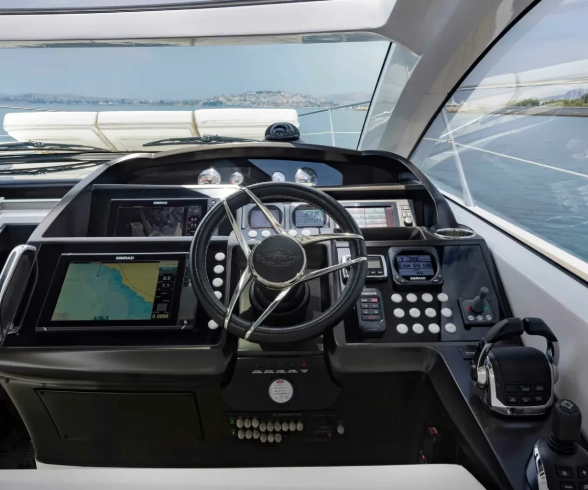 SUNSEEKER SAN REMO INTERIOR (13)