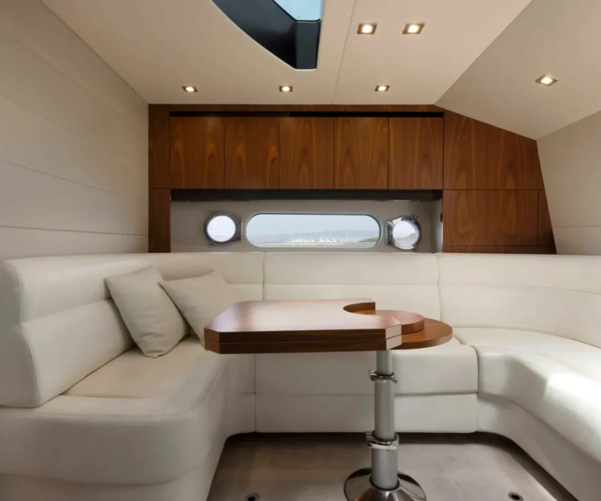 SUNSEEKER SAN REMO INTERIOR (6)