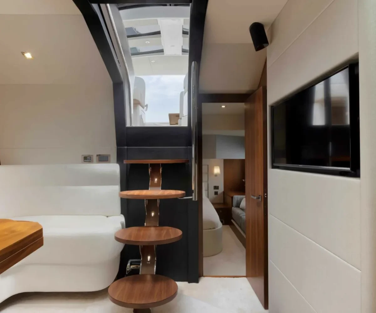 SUNSEEKER SAN REMO INTERIOR (7)