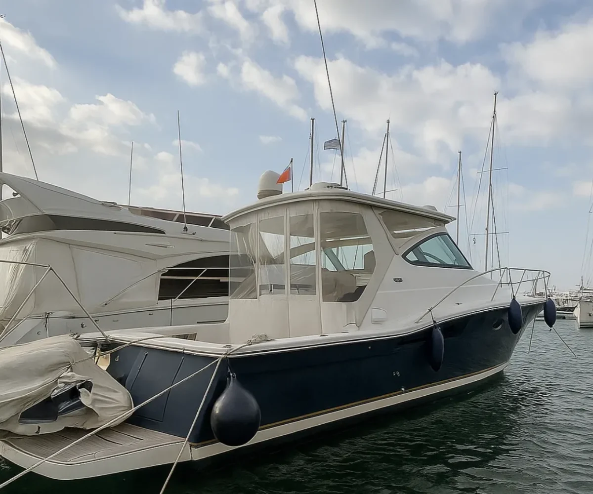 TIARA 42 EXTERIOR (1)