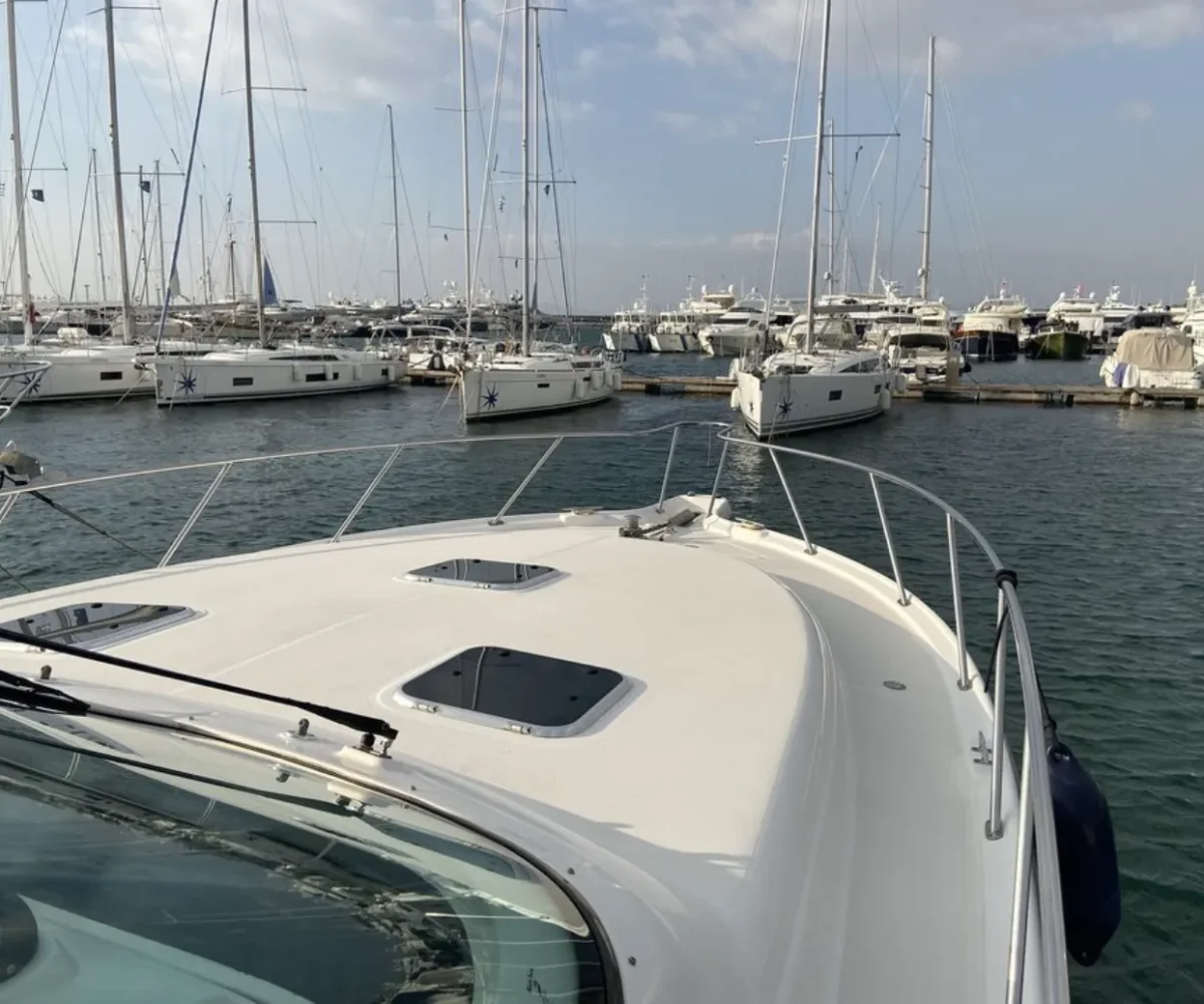 TIARA 42 EXTERIOR (3)