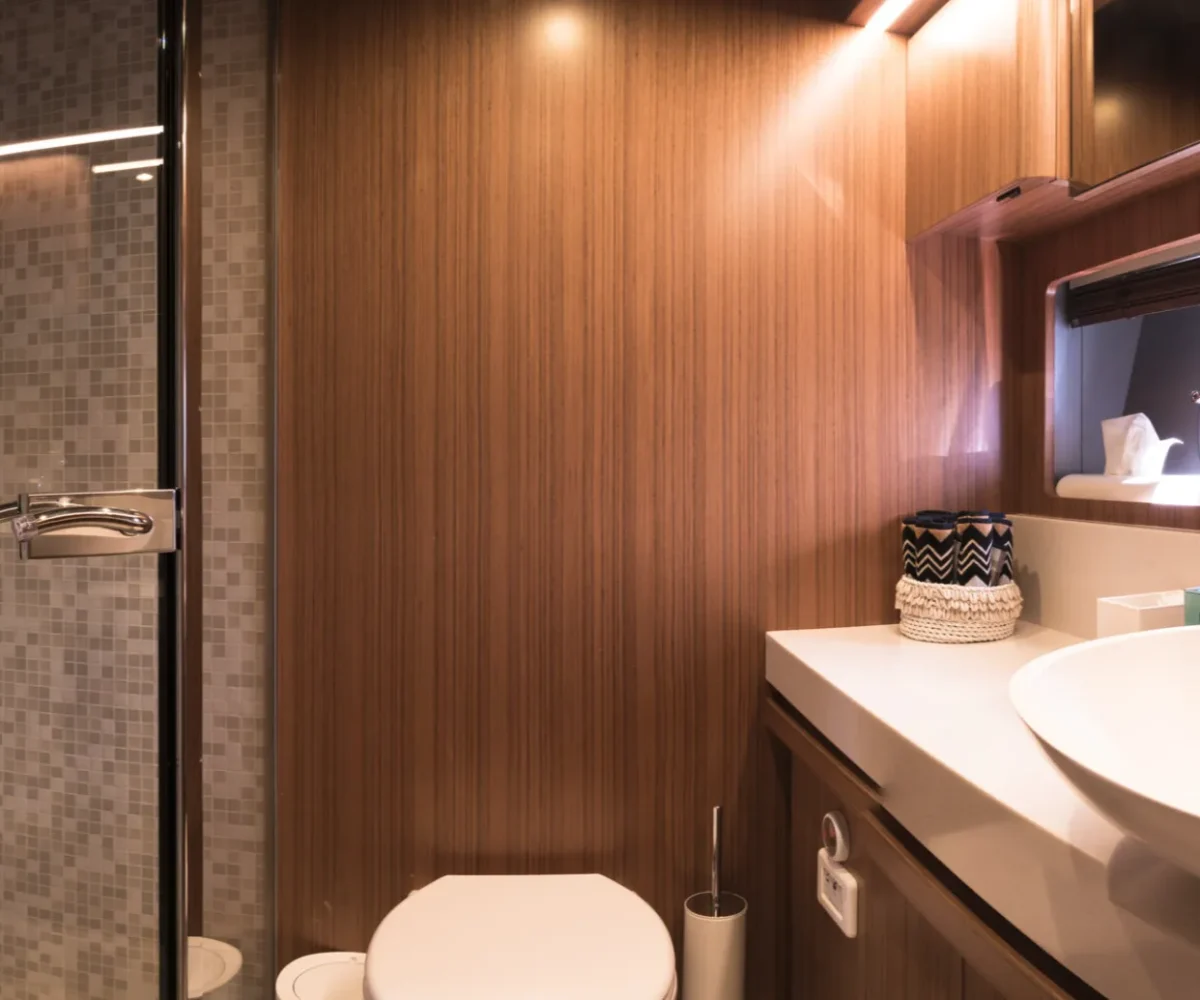 greenline ocean cl 68 interior (8)