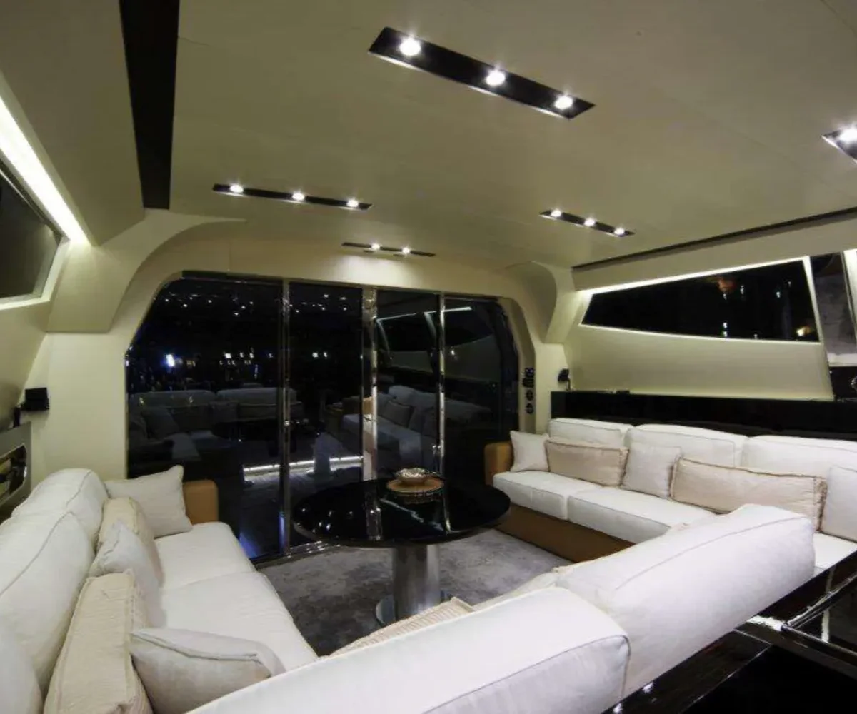 otam 80 interior (1)