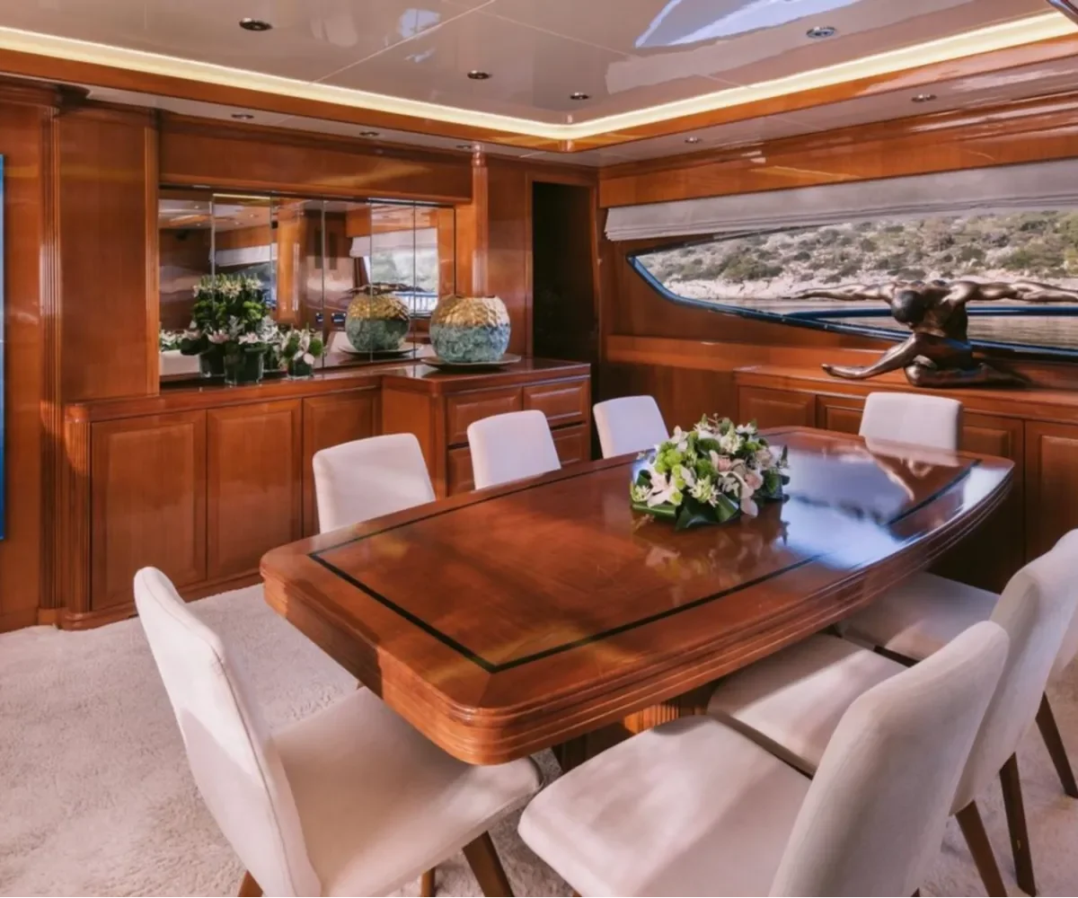 polisipo95s interior (1)