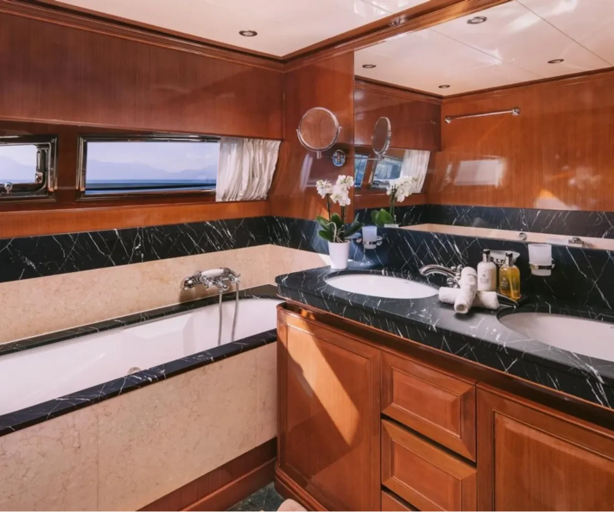 polisipo95s interior (4)