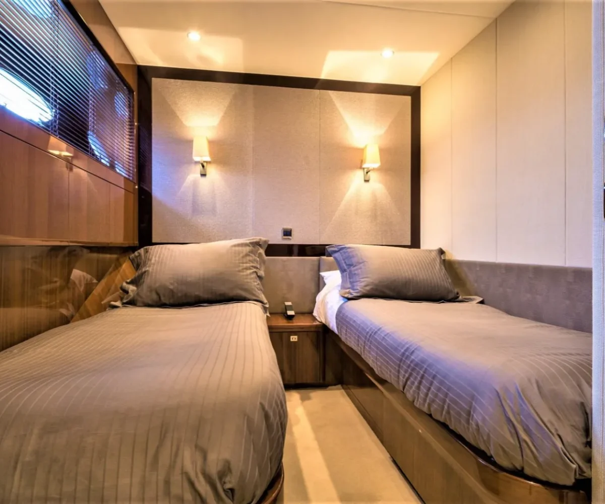 princess 85 interior (2)