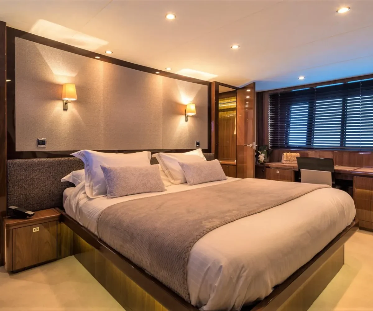 princess 85 interior (5)